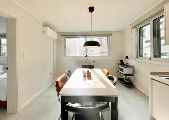 Nocleg ze śniadaniem 'Gwanak Stay' - Line 2 Direct Gangnam, Hongdae, Seongsu - Max 6, Entire House Seul